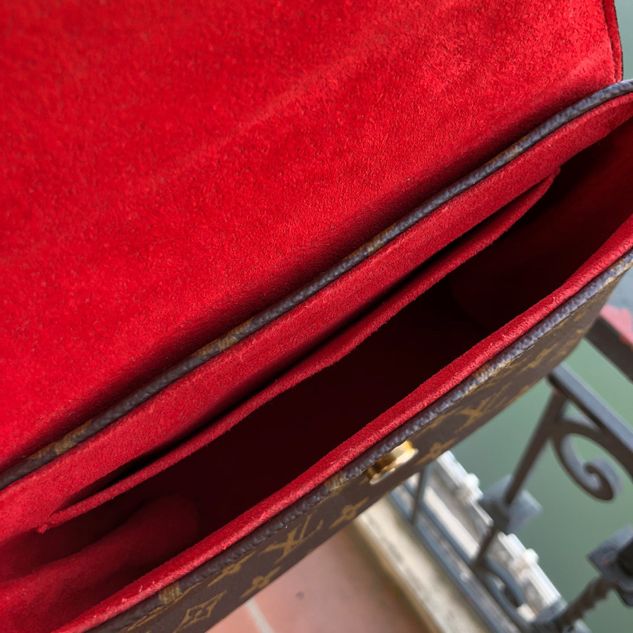 ❤️ Louis Vuitton locky BB monogram & red: