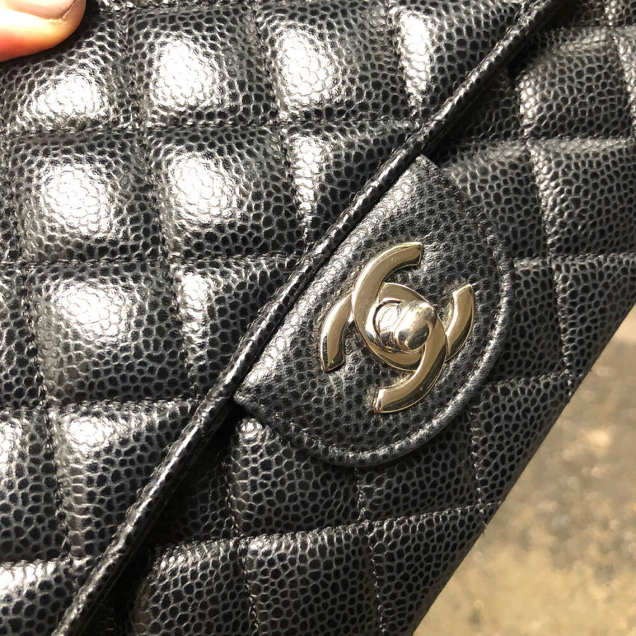 Chanel classic medium - black caviar & SHW code 27