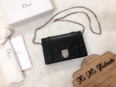 Dior Diorama pouch in black grained calfskin