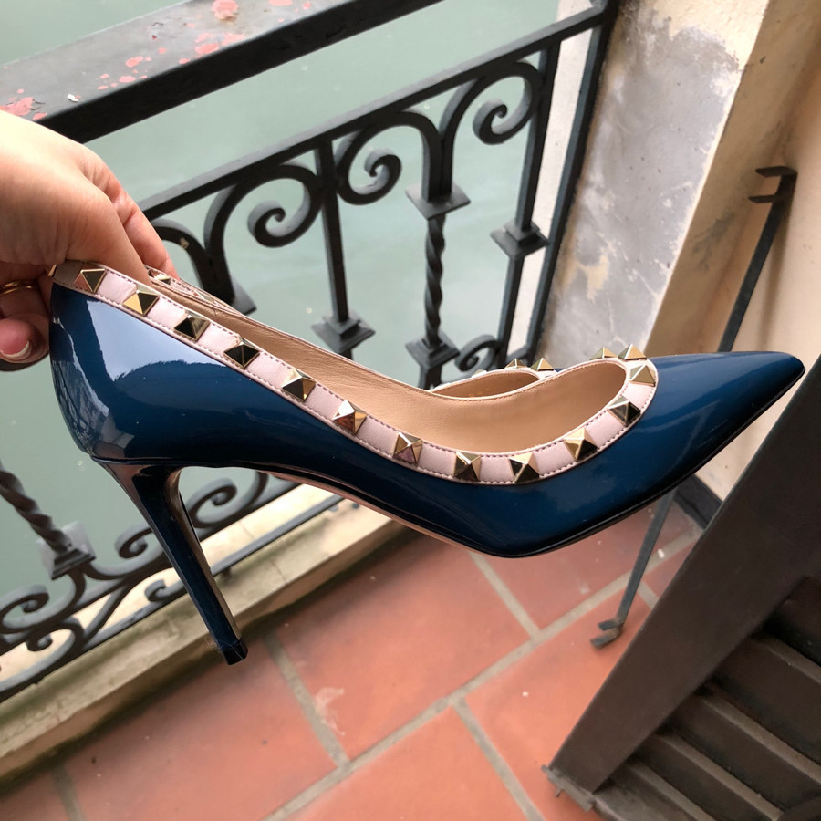 Valentino Navy Patent Rockstud Pump 85mm sz 36: