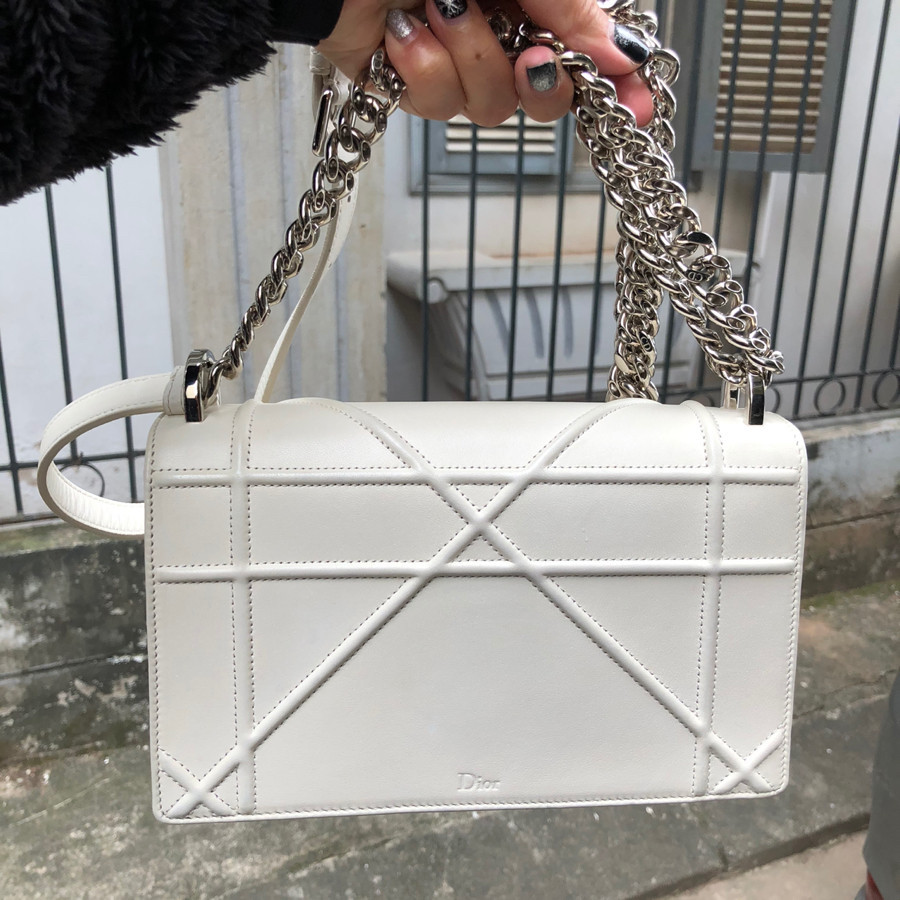 ❤️ Dior - DIORAMA Small bag chain shoulder bag lambskin Ivory: