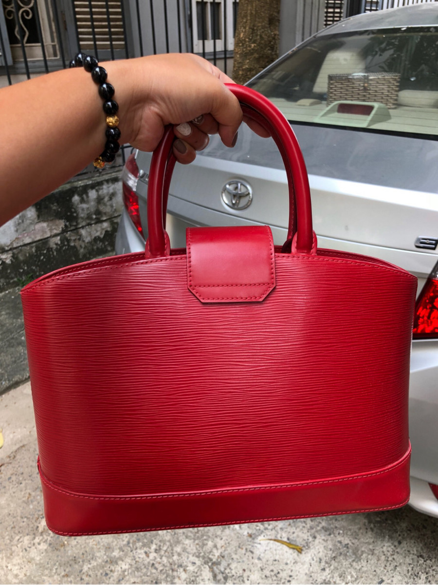 Louis Vuitton Mirabeau PM Bag - epi red