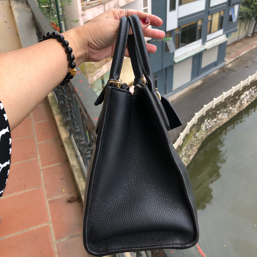 Bags, Black Louis Vuitton Taurillon City Steamer Pm Black