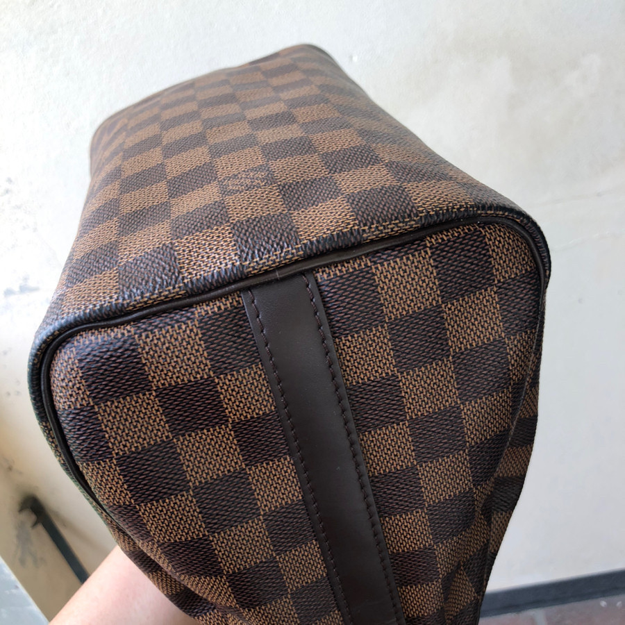 Louis Vuitton Speedy Bandoulière 25 in graphic Damier Ebene canvas: