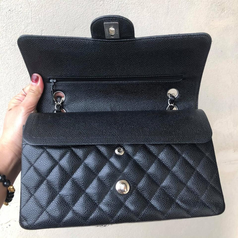 Chanel - double flap shoulder bag - medium - black caviar & SHW: