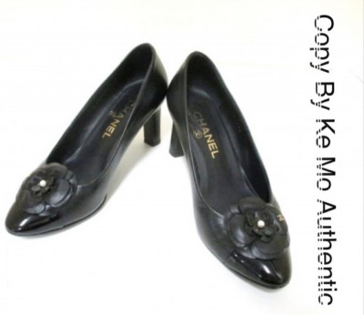 Chanel pump Camellia black sz  37c :