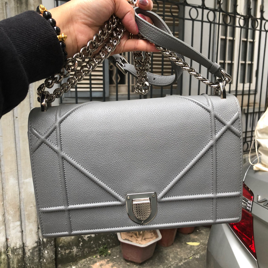 ❤Diorama Grey Leather Medium Shoulder Bag: