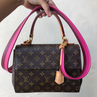 Louis Vuitton Cluny BB handbag monogram: