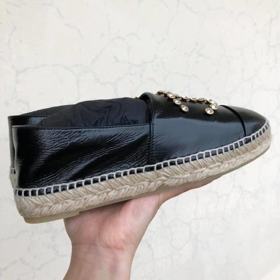 Chanel slip on black patent leather sz 38: