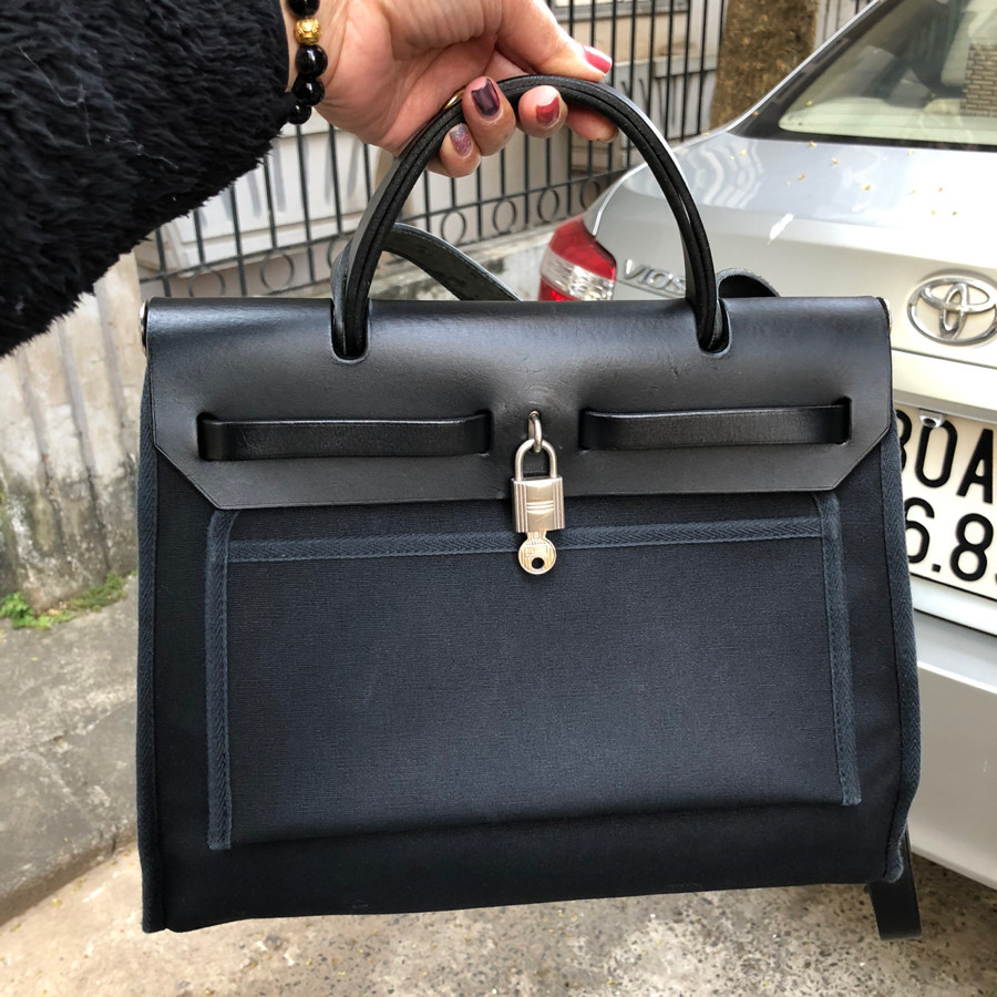 ❤️Hermes herbag PM - black leather 2 thân đen trắng