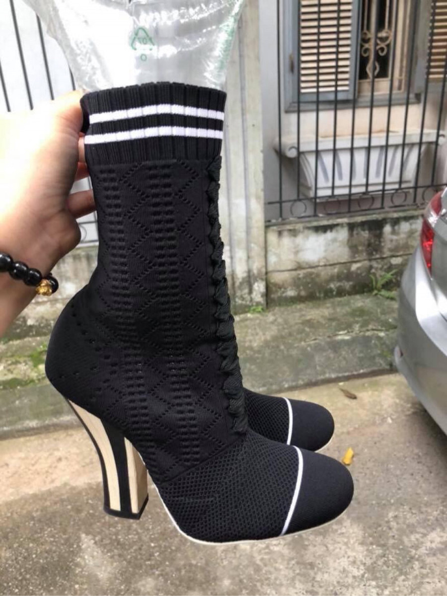 Fendi black stretch sock boots sz 35,5