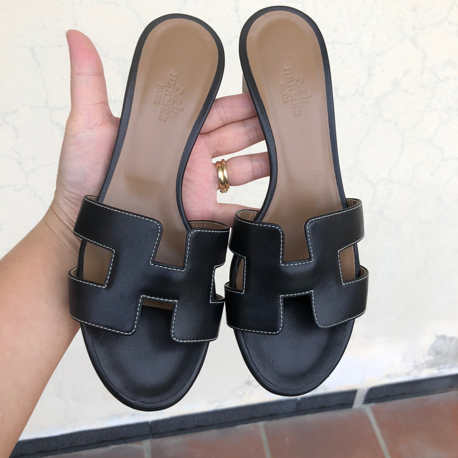 Hermes Oasis Heel Sandals Ladies Calfskin Black # 35 1/2: