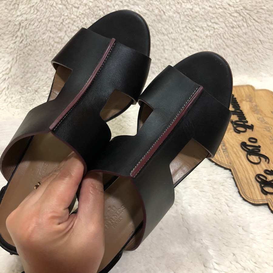 Hermes Ostia Sandal calfskin black sz 38: