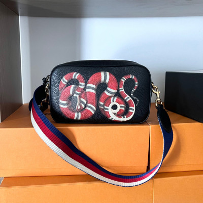 Túi Gucci rắn coral snake