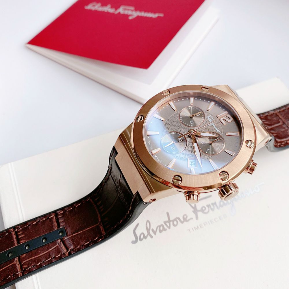 Đồng hồ Salvatore Ferragamo F80 Chrono Case 44mm