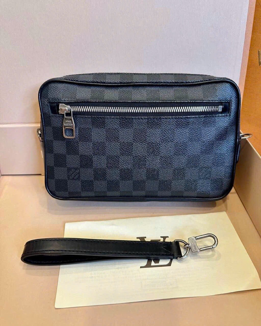 Clutch LV kasai damier Likenew 99%