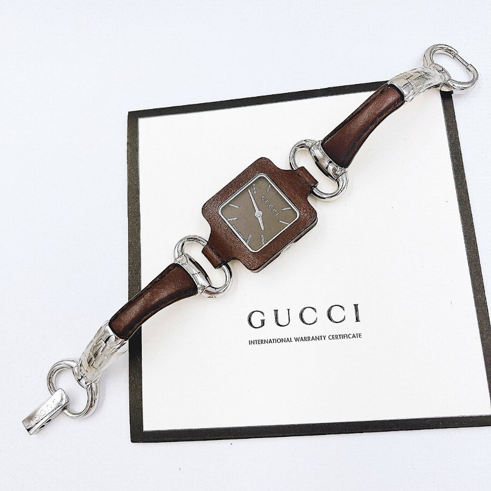 Đồng hồ Gucci 1921 thiết kế mang đậm cổ điển Case 24mm