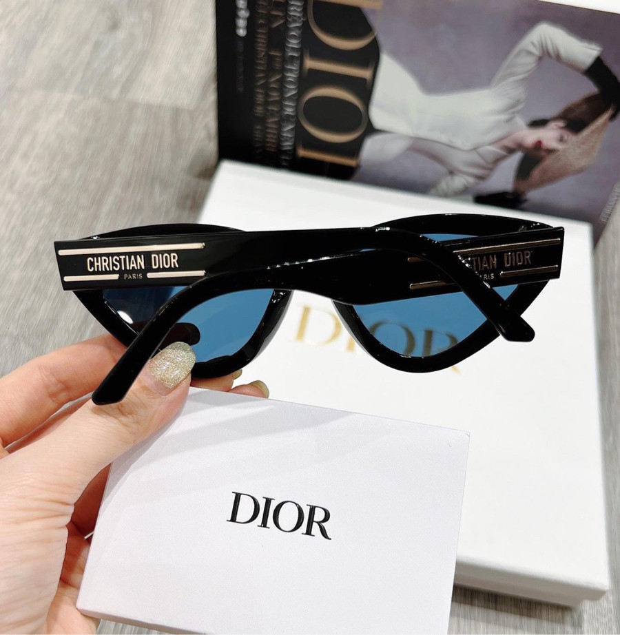 Kính Dior