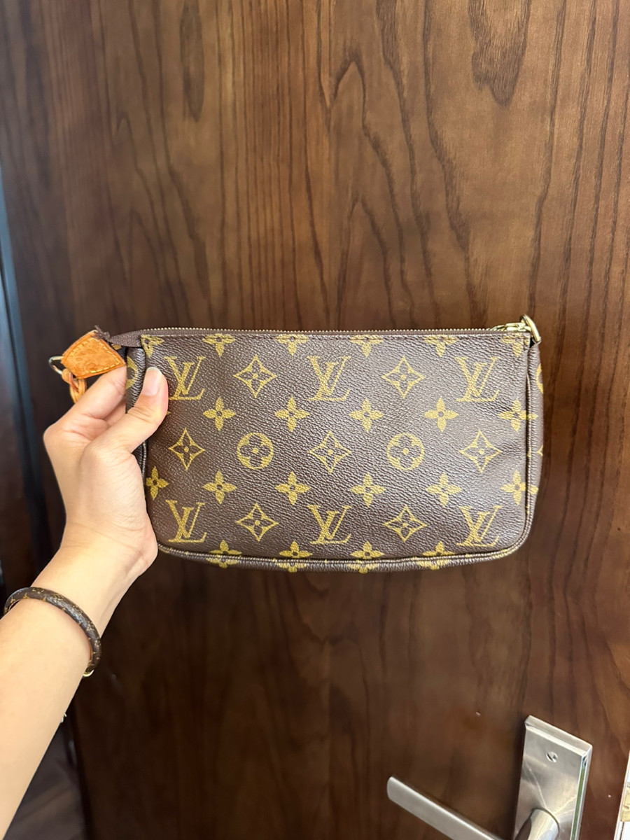 Pochette mono LV