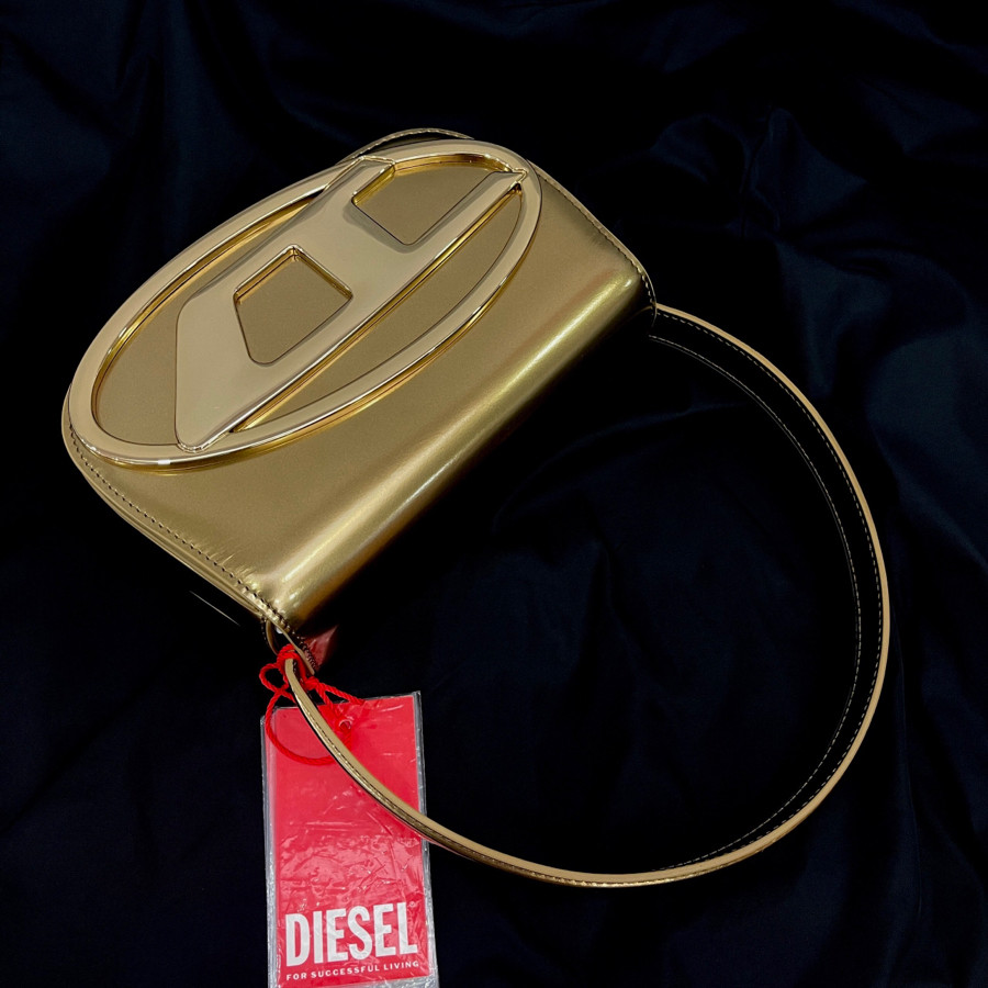 Túi Diesel gold metalic siêu xinh ✨