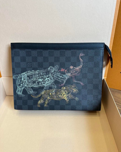 Clutch LV POCHETTE VOYAGE MM LIMITED