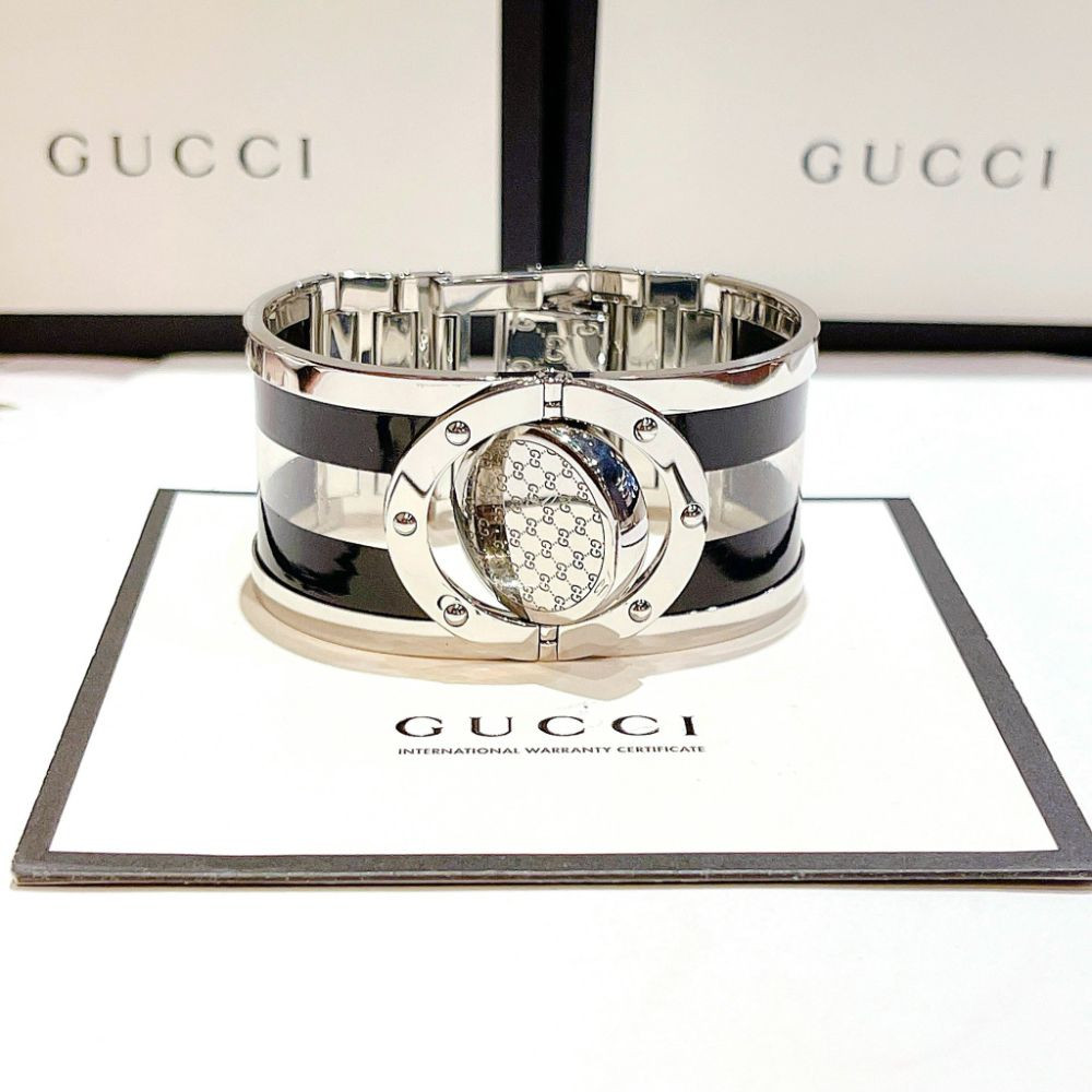 Đồng hồ Gucci Twirl Case 23mm