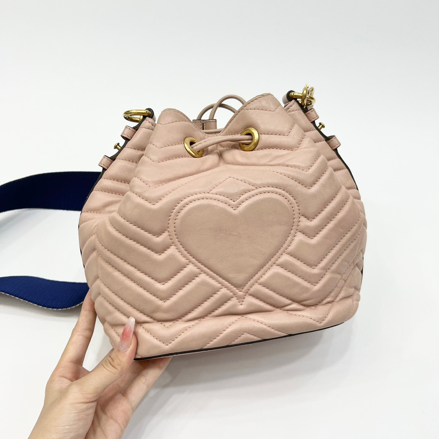 Túi bucketbag Gucci hồng