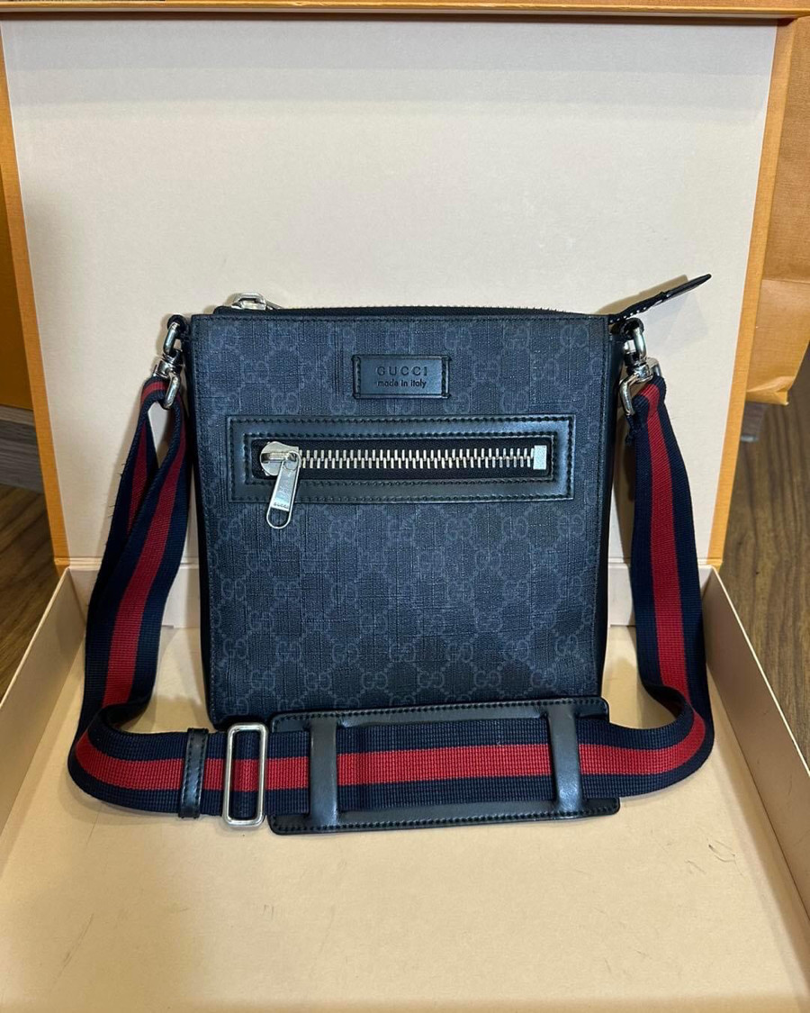 Túi Gucci black GG supreme likenew 98%