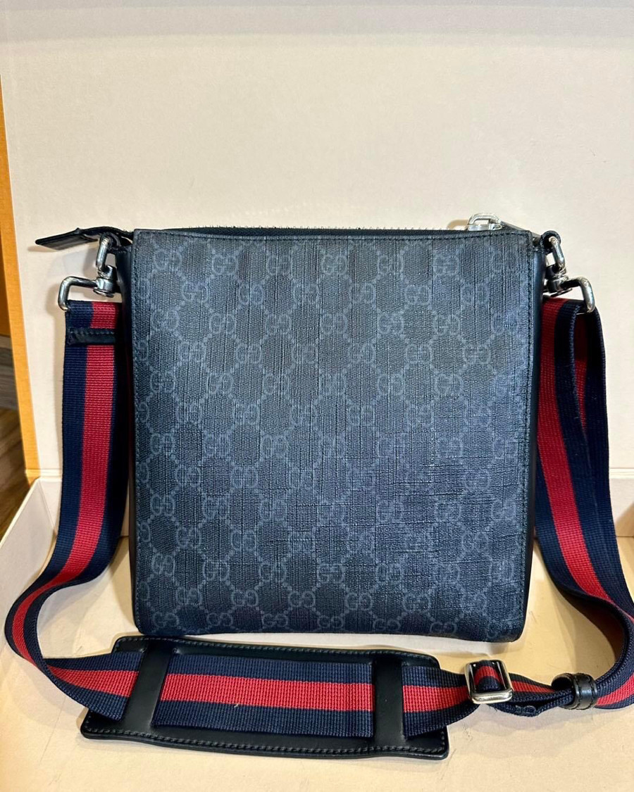 Túi Gucci black GG supreme likenew 98%