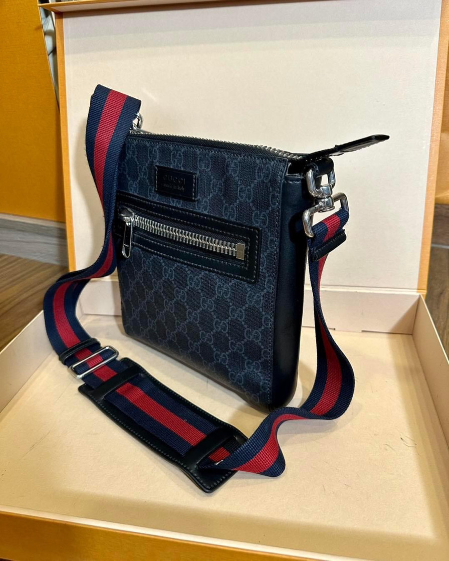 Túi Gucci black GG supreme likenew 98%