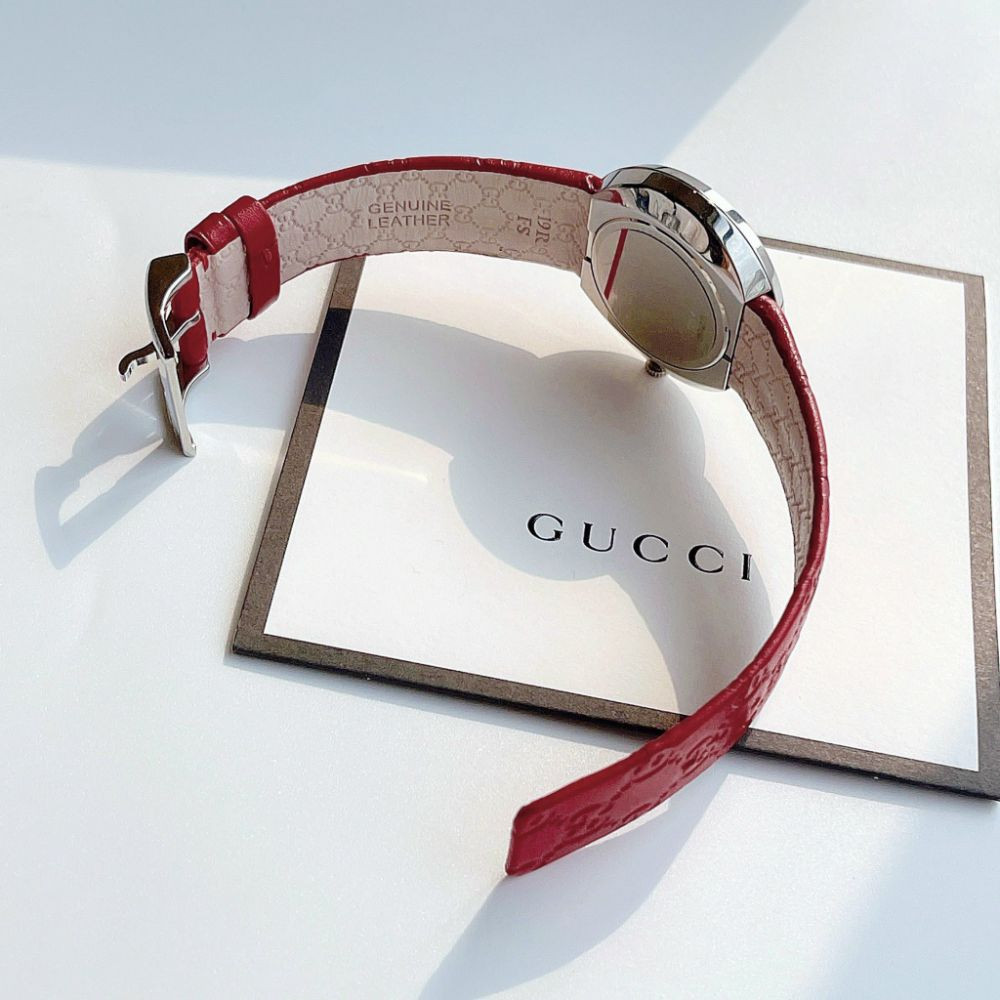 Đồng hồ Gucci U Play màu đỏ case 35mm