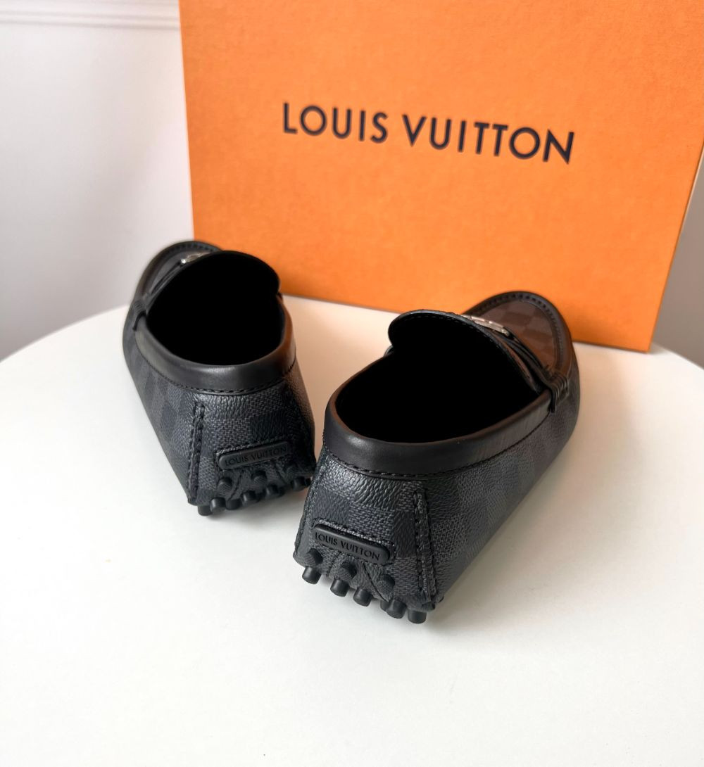 Giày Louis Vuitton