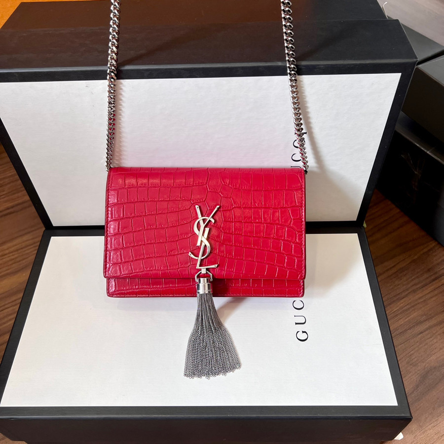 SAINT LAURENT KATE CHAIN WALLET WITH TASSEL IN CROCODILE-EMBOSSED LEATHER