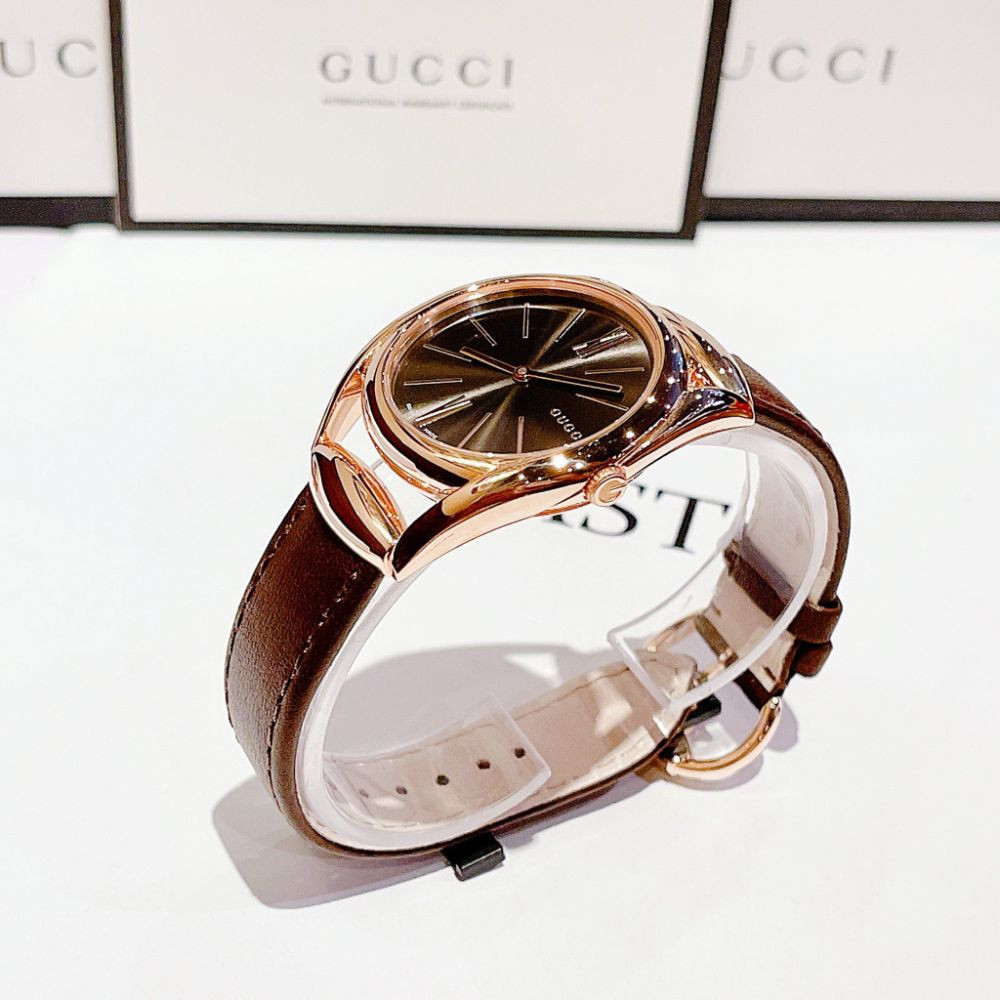 Đồng hồ Gucci Horsebit Case 34mm