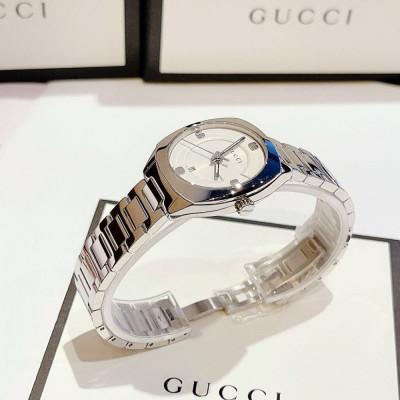 Đồng hồ Gucci Analog Bracelet GG2570 YA142502 Case 30mm