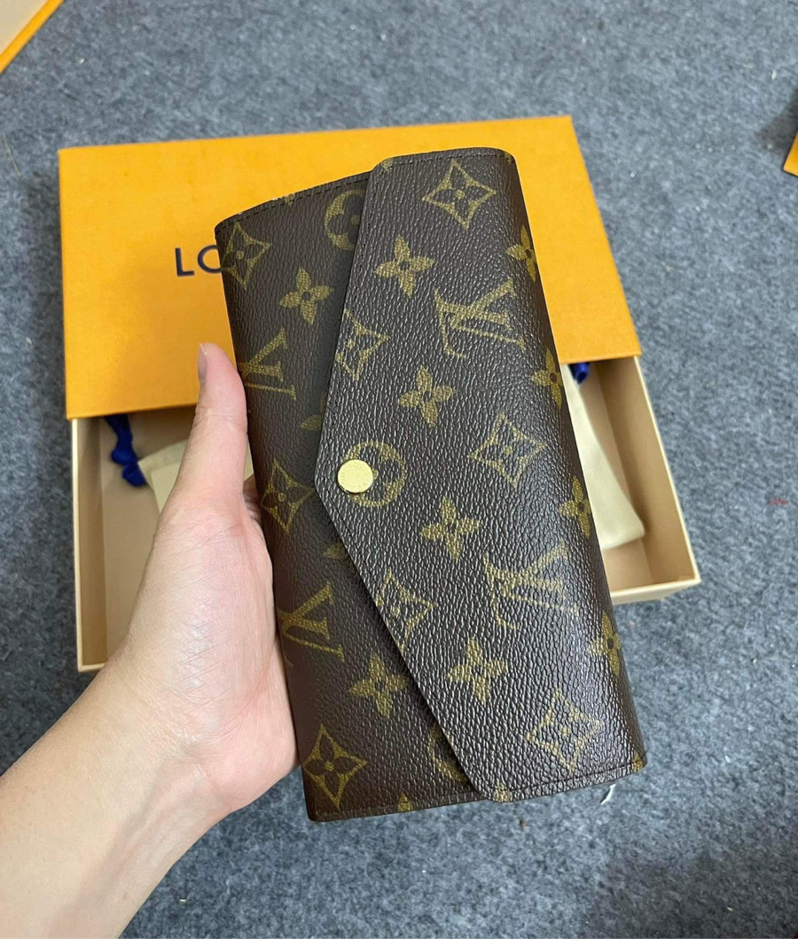 Ví Louis Vuitton