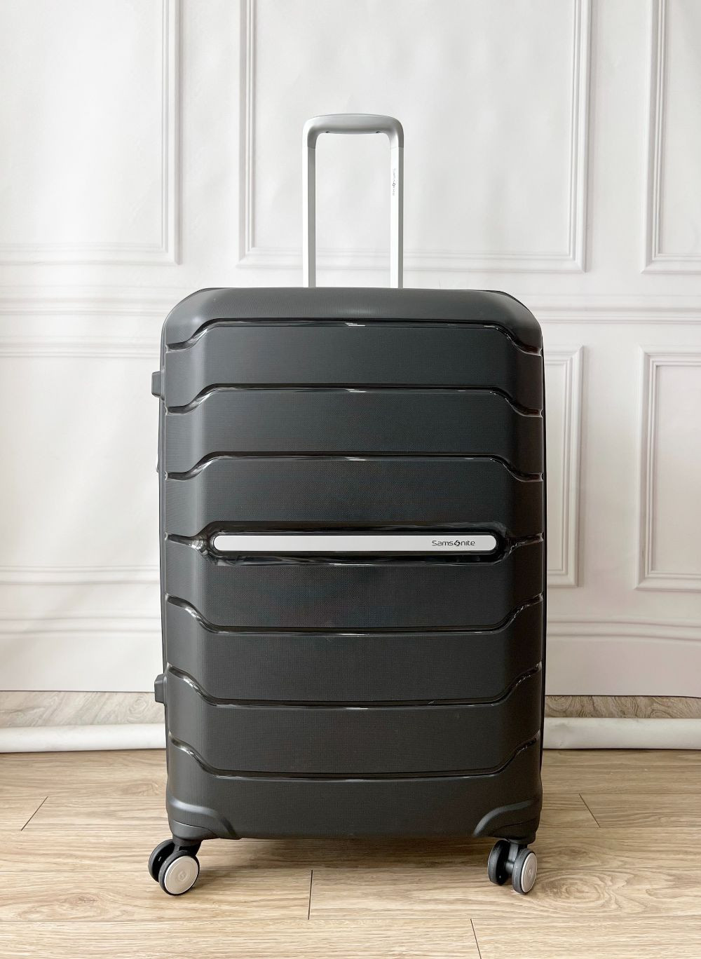 Vali Samsonite Freeform size 28