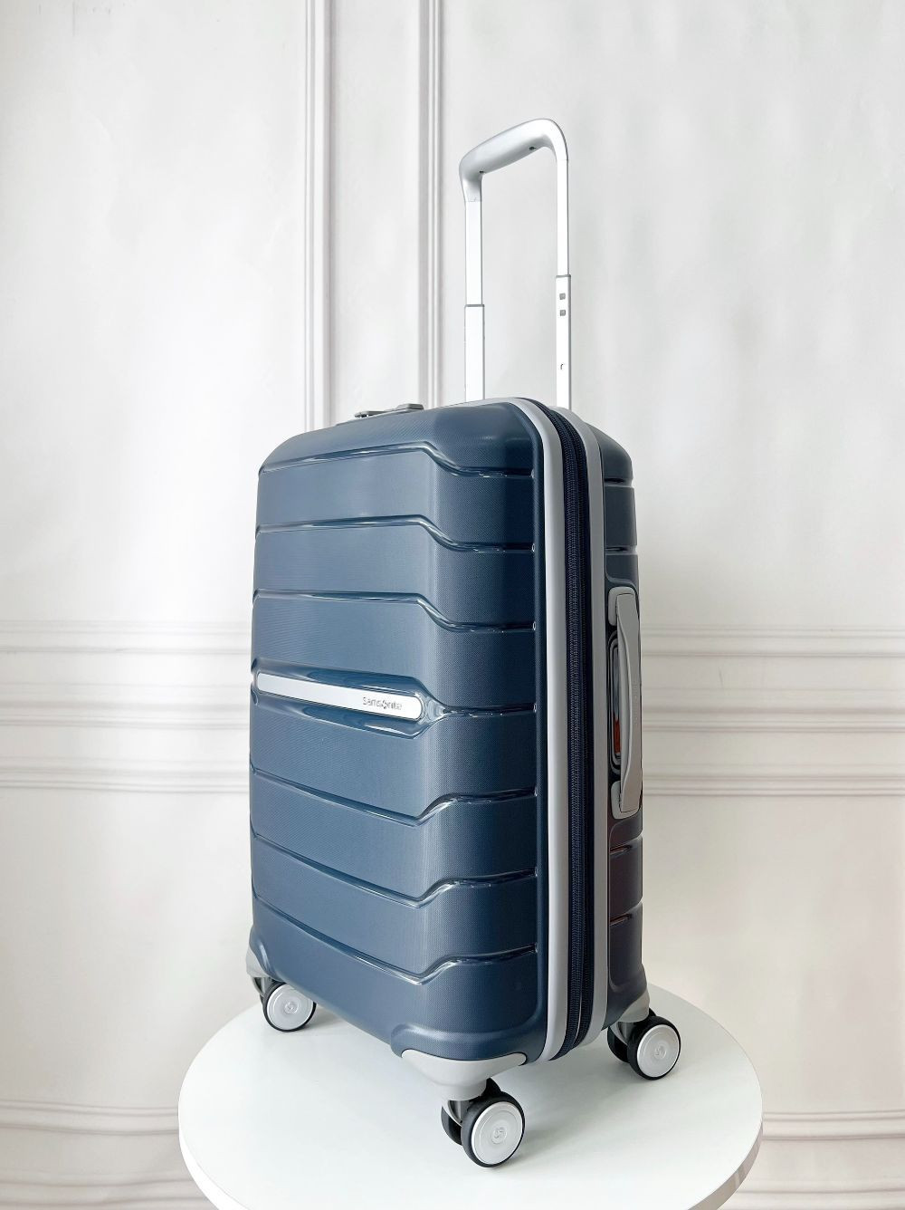 Vali Samsonite Freeform size 20