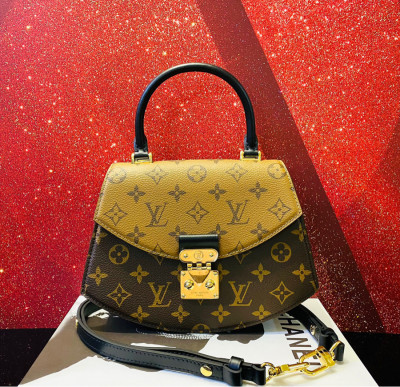 Túi Louis Vuitton