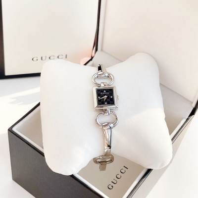 Đồng hồ Gucci Tornavoni Silver dial diamond Case 26mm