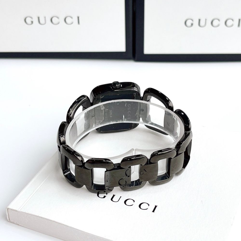 Đồng hồ Gucci G-Gucci Case 32*34mm