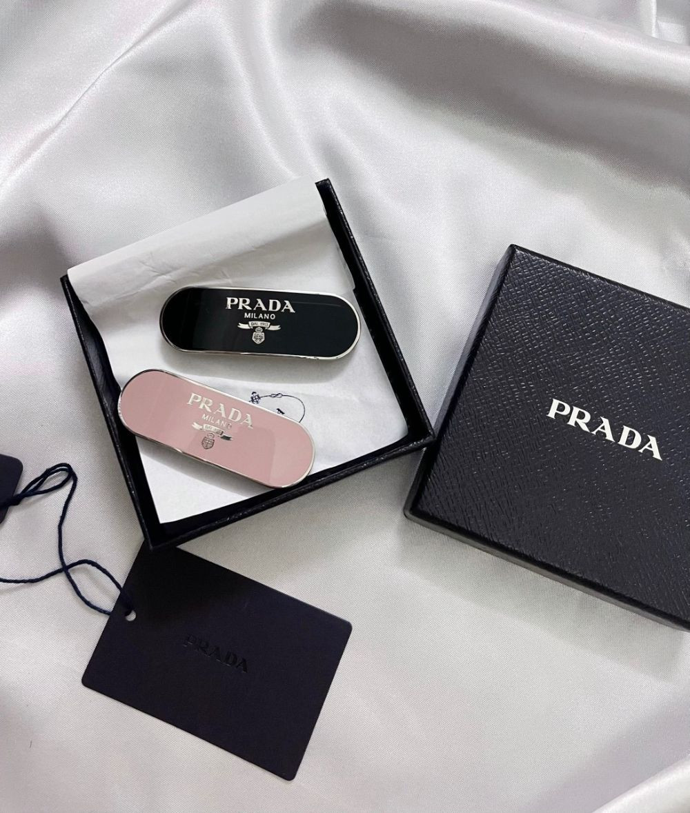 Kẹp tóc Prada