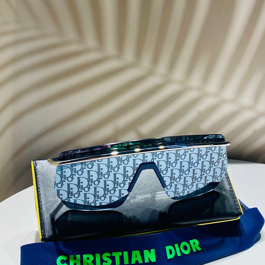 Kính Dior