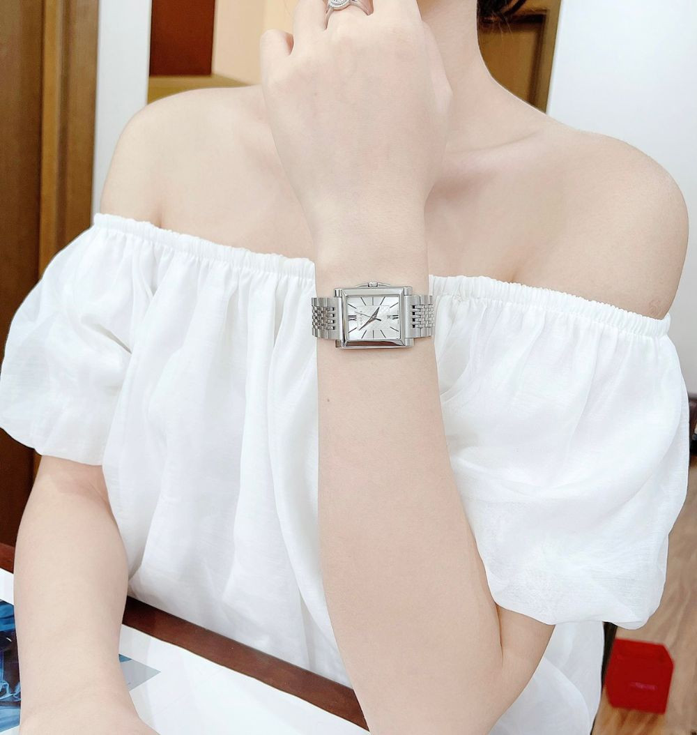 Đồng hồ Gucci G-Timeless 138 Watch Regtangle Case 26.5*26mm