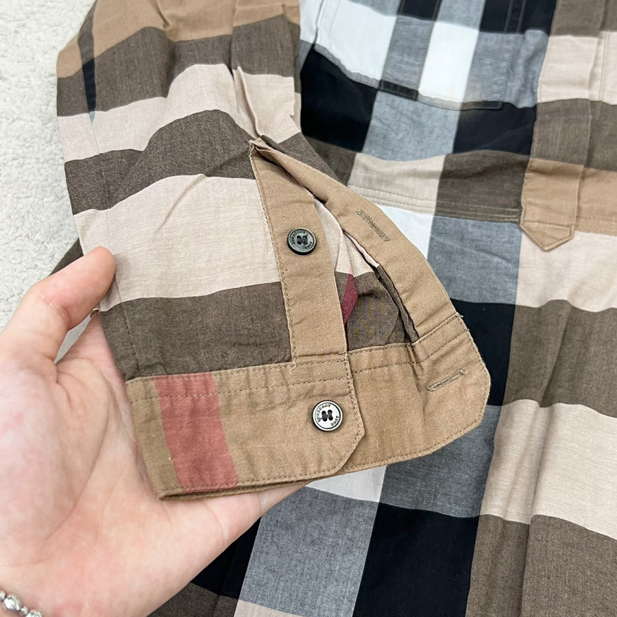 Váy Burberry