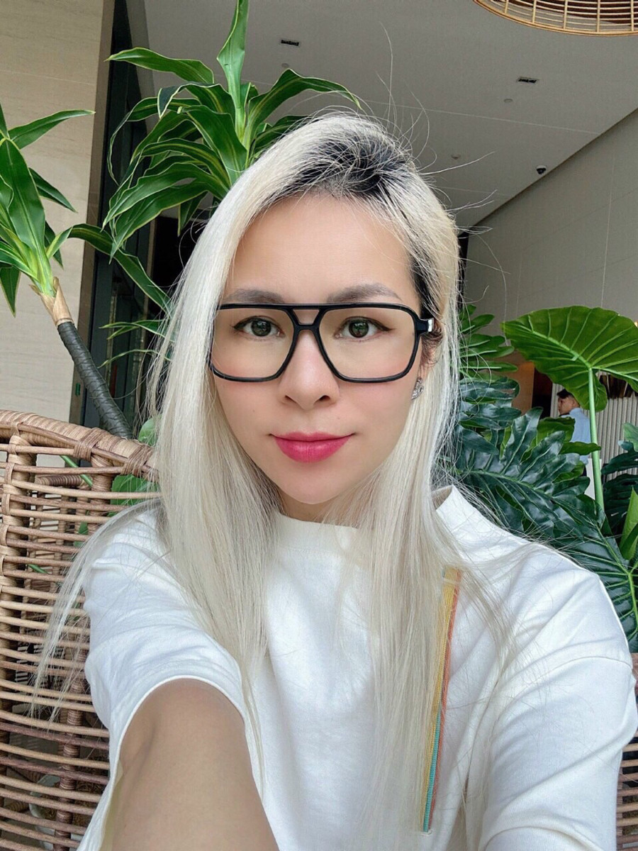 Kính cận Off White sành điệu trẻ trung phá cách ✨