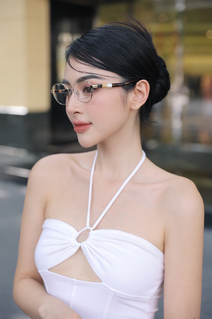 Gọng cânn BVLGARI