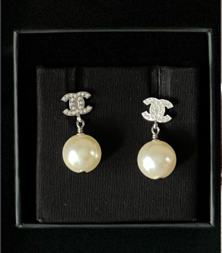 Khuyên Tai Chanel Earrings Ngọc Trai