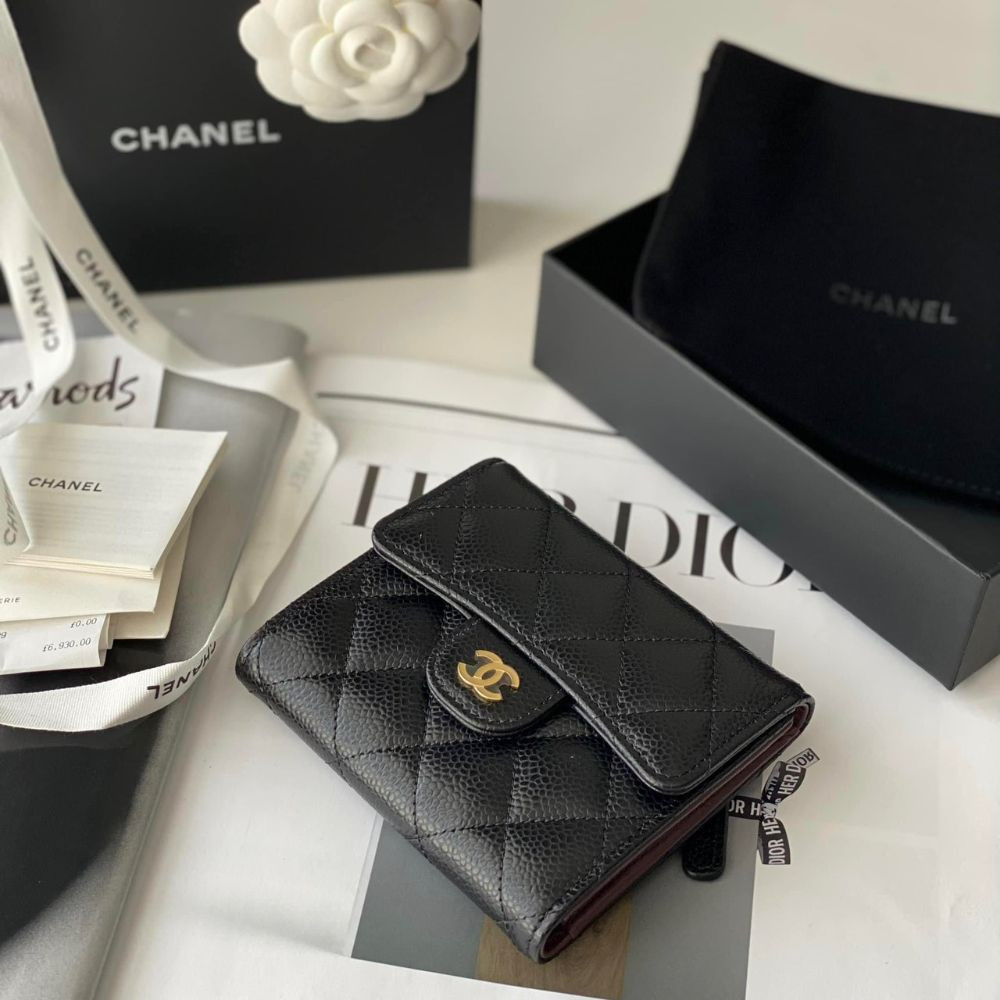 Ví Chanel gập 3 khóa logo CC Gold