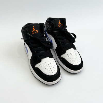 Giày Jordan 1 mid black r blue